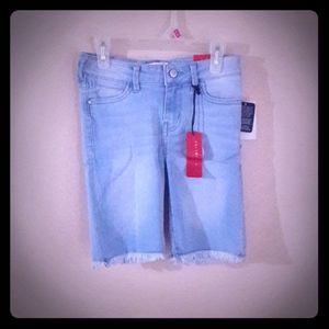 Girls Size 10. Never worn, tags attached!